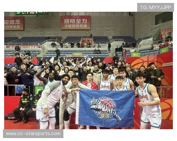 新疆队奋勇直追，冲击季后赛“最后一战”！