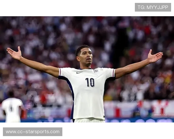 英格兰小将崭露头角，媒体都在吹，英格兰19岁小将痛哭