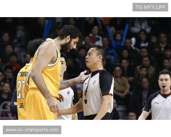 山西两分钟连吃多个技术犯规,潘江被驱逐离场,山西潘杰 山西两分钟连吃多个技术犯规,潘江被驱逐离场,山西潘杰